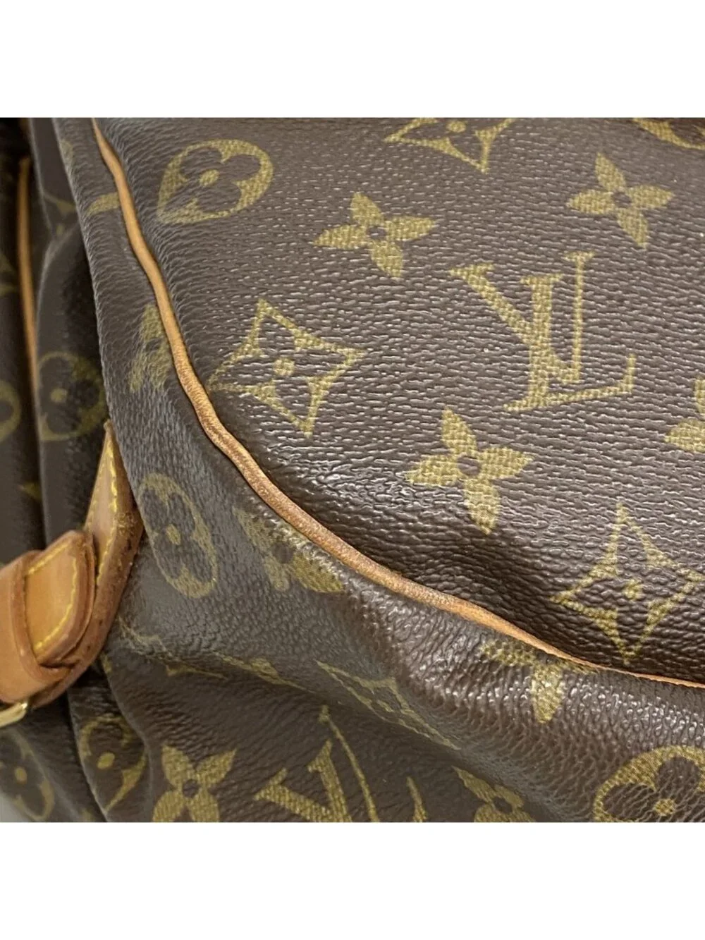 Louis Vuitton Shoulder Bag Monogram Saumur 35 Brown